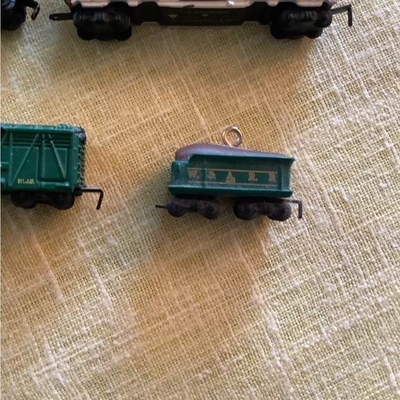 Hallmark Mini Train Ornament Set - Picture 5 of 5